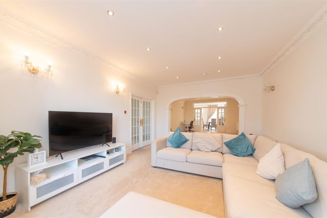 Garrick Drive, Hendon, London 6 bed detached house for sale