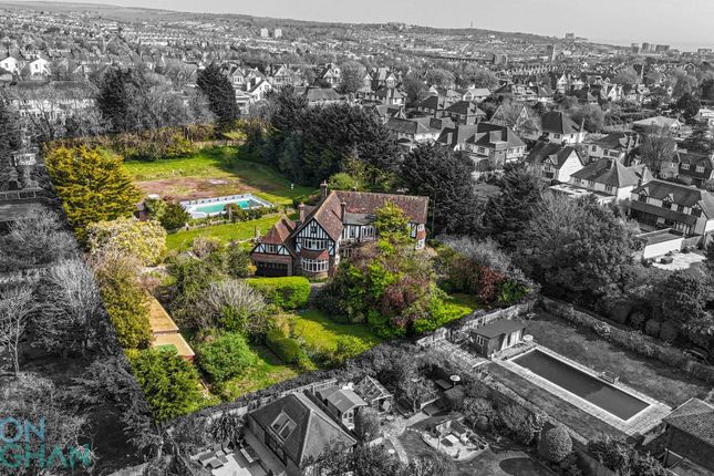 Mallory Road, Hove BN3 7 bed detached house for sale