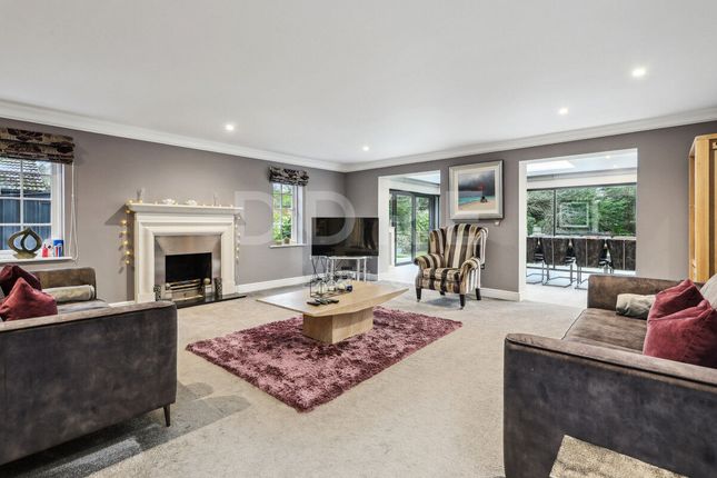 The Park, Leatherhead, KT23 4 bed detached house for sale