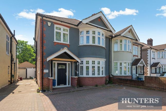 Great West Road, Isleworth, TW7 4PT 3 bed semi