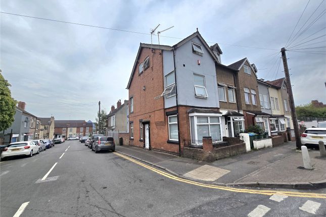 5 bedroom end of terrace house for sale