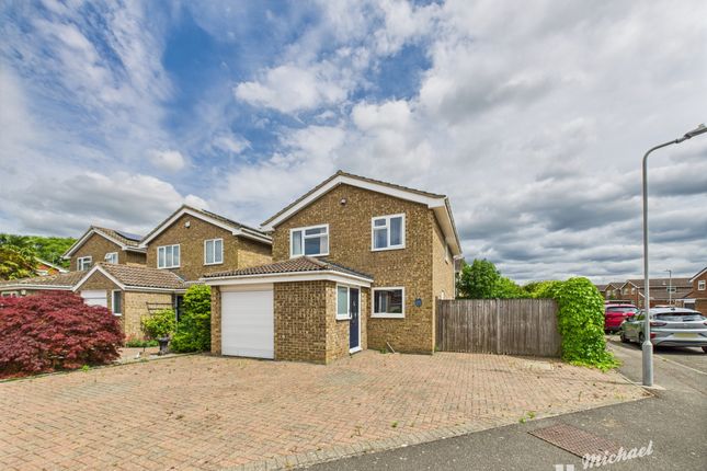 Mellstock Road, Aylesbury... 4 bed detached house for sale