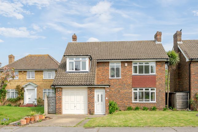 Round Grove, Shirley 4 bed detached house for sale
