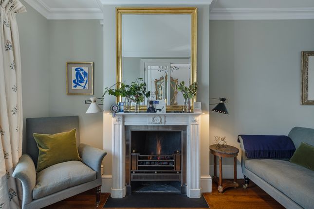 Walton Street, London SW3 2 bed townhouse for sale