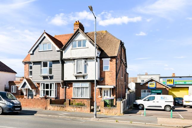 Cheriton Road, Folkestone, CT19 1 bed flat for sale