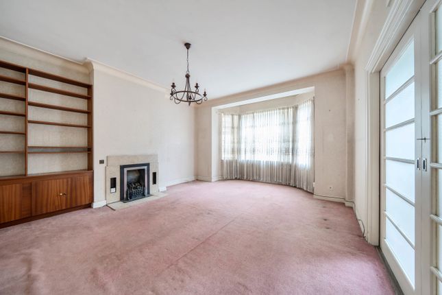 Wellington Road, St. John's Wood, NW8 2 bed apartment for sale