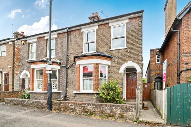 2 bedroom semi-detached house for sale