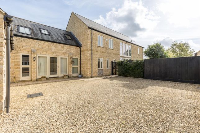 Greenway, Caulcott 5 bed detached house for sale