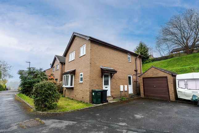 Greenside Crescent, Huddersfield, HD5 3 bed detached house for sale