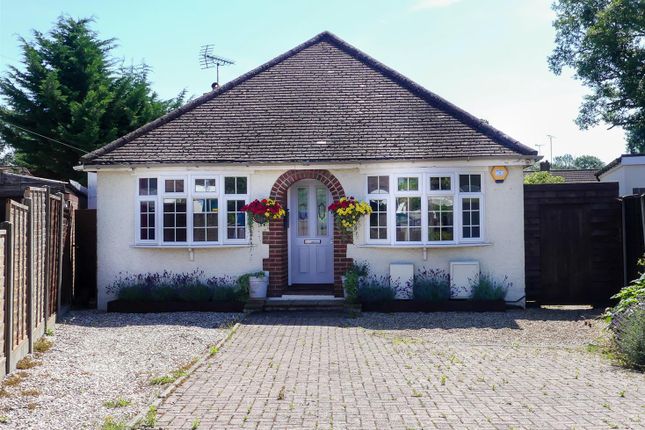 The Crescent, Bricket Wood, St. Albans 3 bed detached bungalow for sale