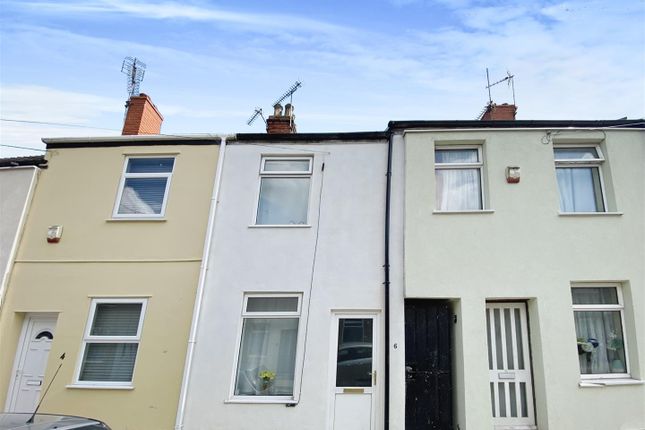 2 bed terraced house