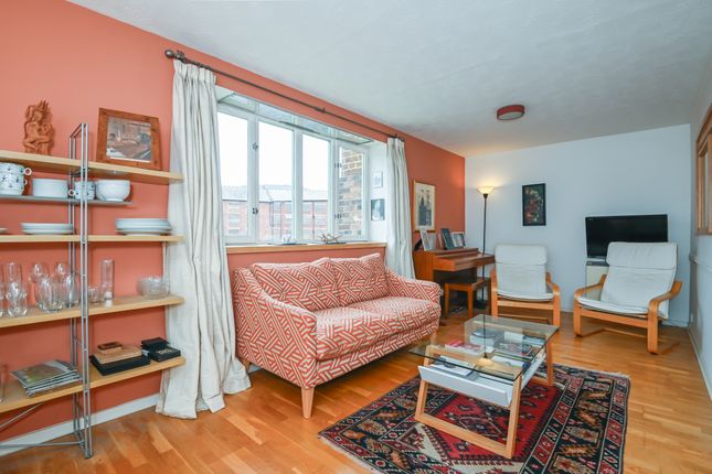 2 bed flat