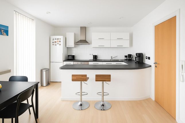Dearmans Place, Salford M3 2 bed apartment for sale