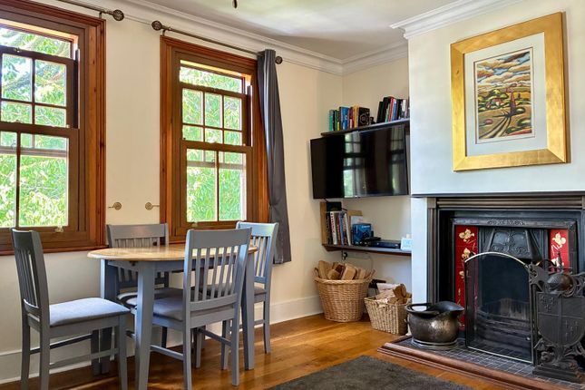 Leatherhead 1 bed maisonette for sale