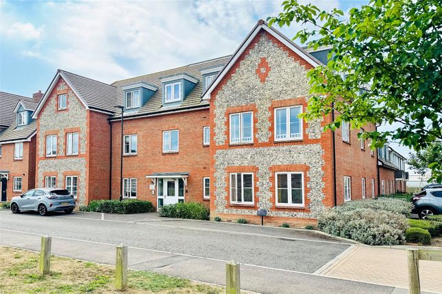 Cresswell Square, Angmering, West Sussex 2 bed apartment for sale