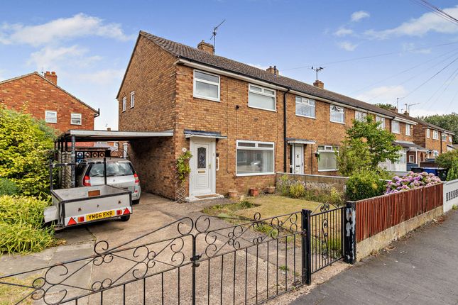 St. Edwins Drive, Doncaster, DN7 3 bed semi