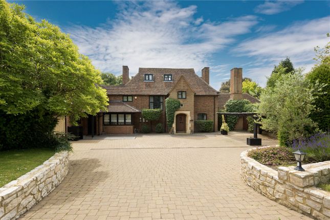 Clare Hill, Esher, Surrey, KT10 5 bed detached house for sale