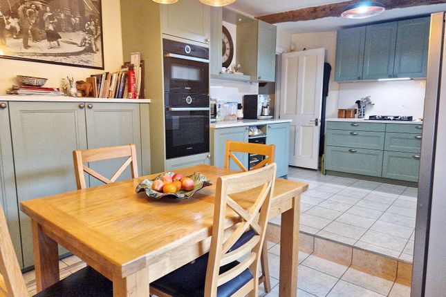 4 bedroom terraced house for sale