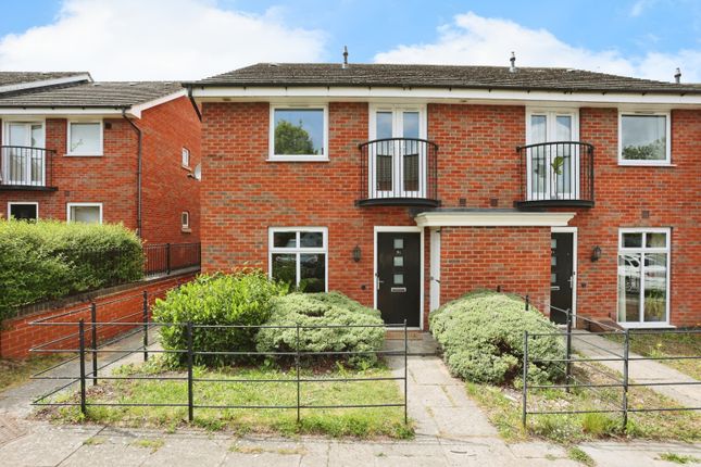 2 bedroom end of terrace house for sale