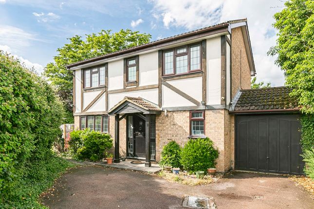 Ambleside Way, Egham, Surrey, TW20 4 bed detached house for sale