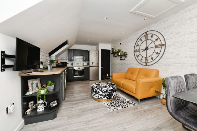 1 bedroom flat for sale