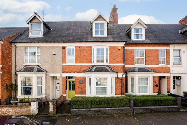 5 bedroom town house for sale