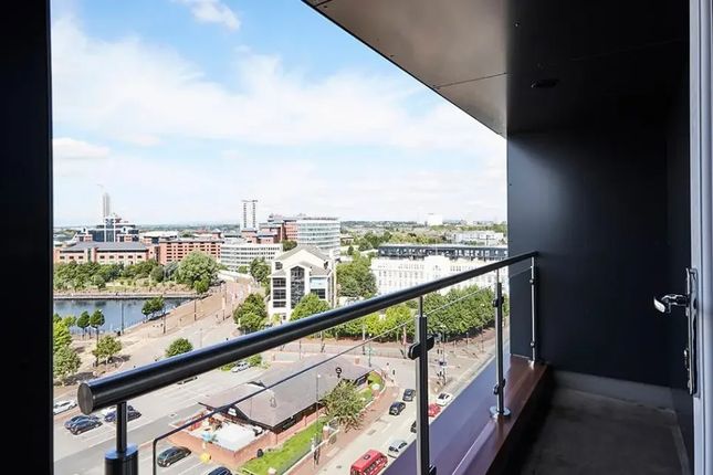 2 bed flat