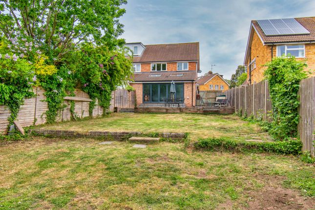 Silverdale Road, Earley, Reading 3 bed semi