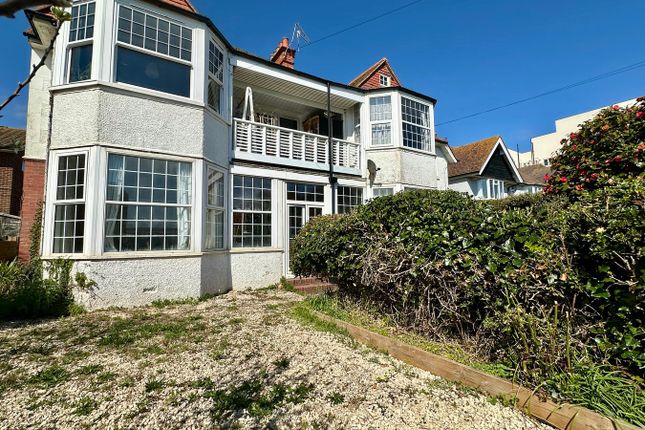 2 bedroom ground floor flat for sale