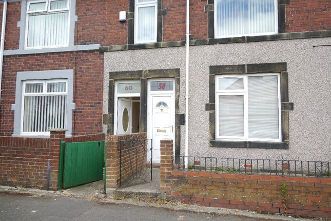 Esk Street, Gateshead 3 bed flat for sale