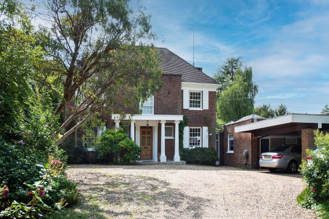 NORTH END AVENUE, LONDON NW3 6 bed detached house for sale