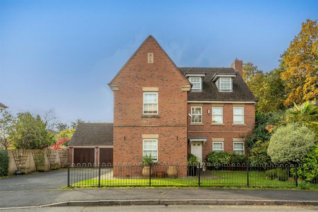Hirdemonsway, Dickens Heath 6 bed detached house for sale