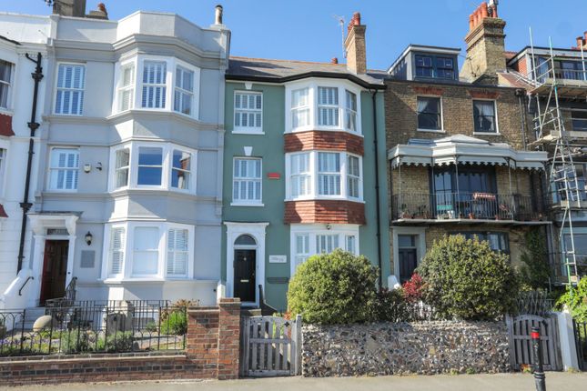 Prospect Terrace, Ramsgate, CT11 5 bed semi