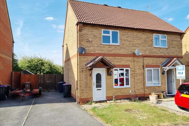 2 bedroom semi-detached house for sale