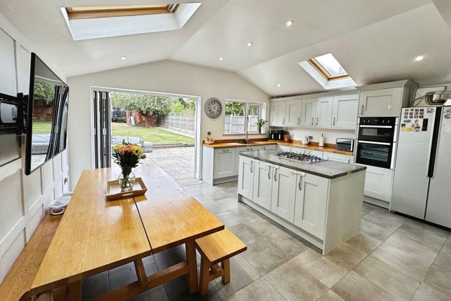 Grange Drive, Leicester LE2 3 bed semi
