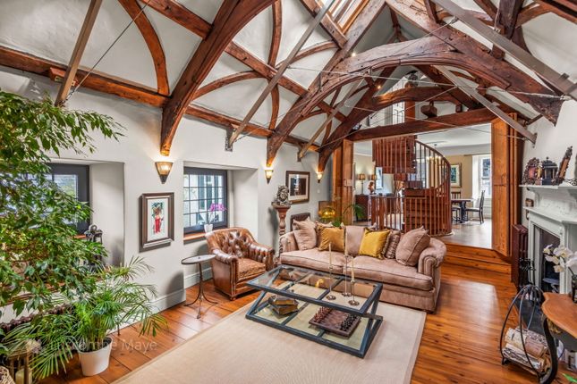 3 bedroom town house for sale