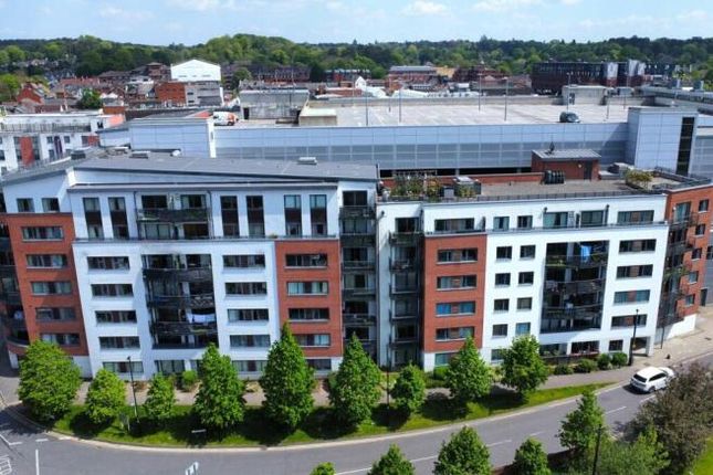 Charles Street, Camberley GU15 1 bed ground floor flat for sale