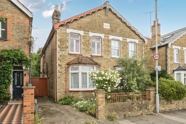 Canbury Avenue, Kingston Upon Thames KT2 3 bed semi