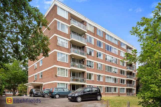 Altior Court, Shepherds Hill... 1 bed apartment for sale