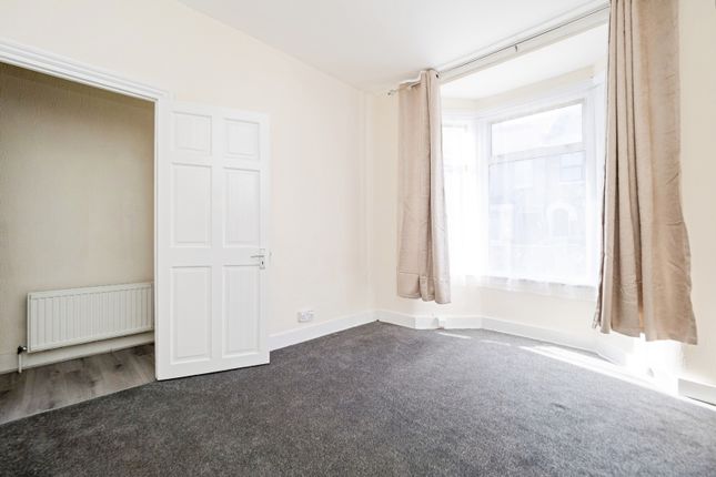 3 bed terraced house