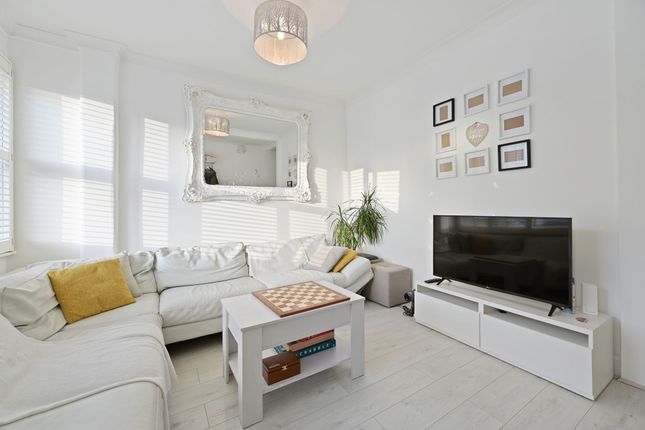 Constance Road, Sutton, SM1 2 bed terraced house for sale