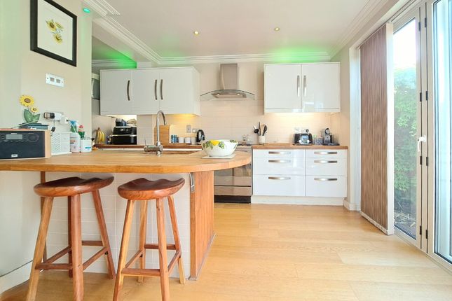 4 bed terraced house