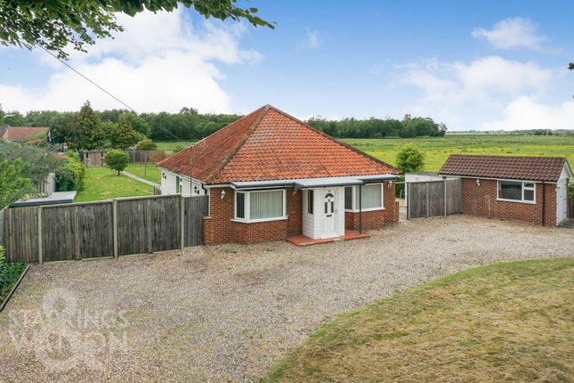 Old Road, Acle, Norwich 3 bed detached bungalow for sale