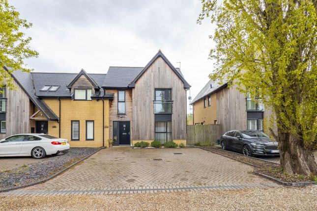 4 bedroom semi-detached house for sale