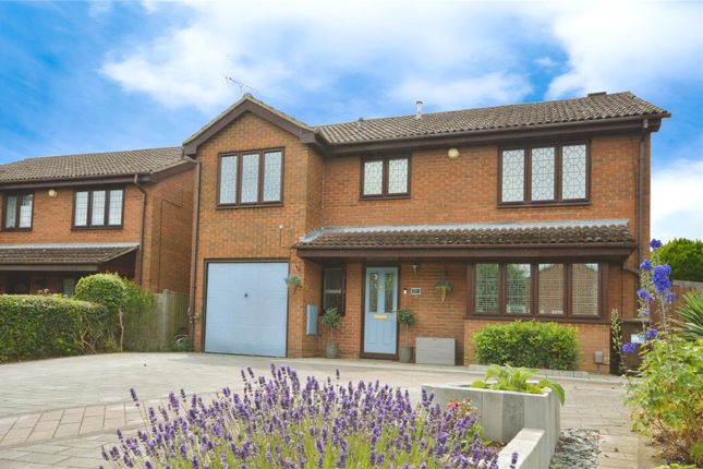 Broadleaf Avenue, Bishops Stortford... 5 bed detached house for sale