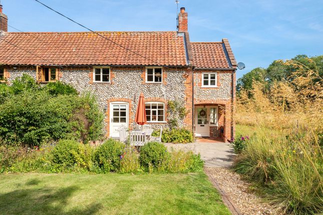 The Street, Bessingham 3 bed cottage for sale