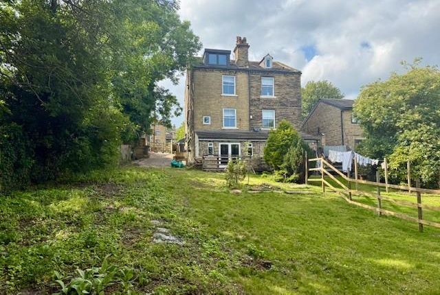 Highfield Road, Idle 2 bed terraced house for sale