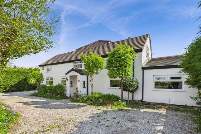 4 bed detached house