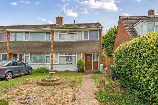 Gauvain Close, Alton, Hampshire, GU34 3 bed end of terrace house for sale
