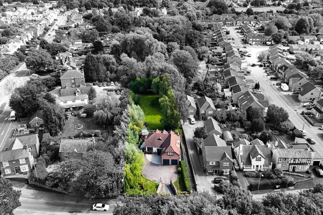 Woodhouse Road, Loughborough LE12 5 bed detached house for sale